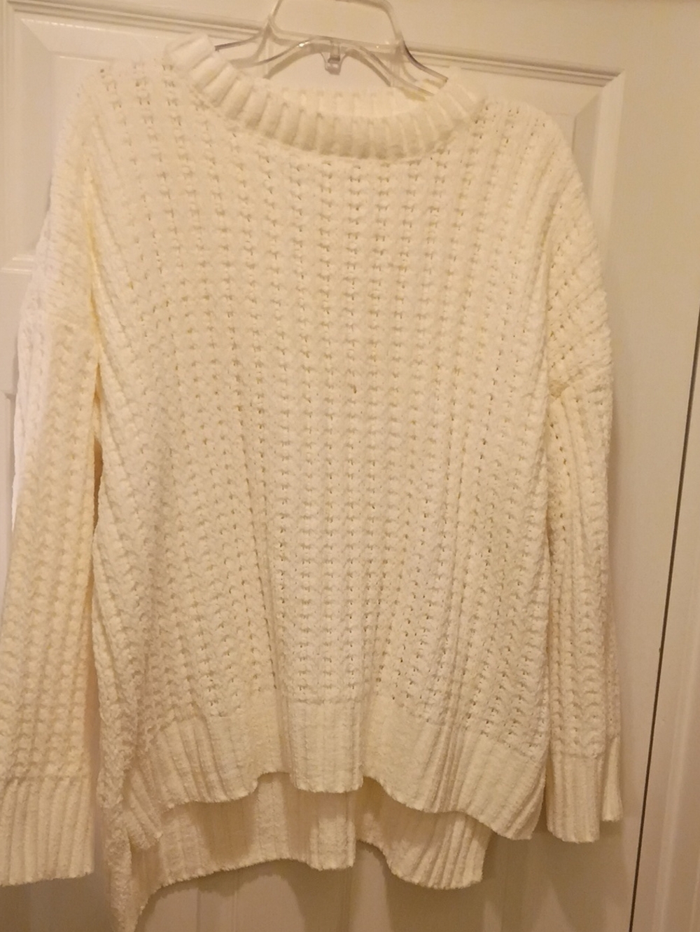 Cream Cable Knit Women's Sweater - Classic Cozy Pullover